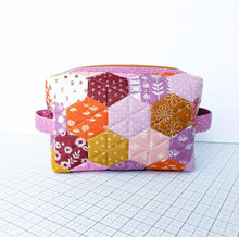 Load image into Gallery viewer, Holland Pouch Pattern