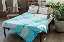 Load image into Gallery viewer, Quilts in Modern Color - Creating Ombré Palettes