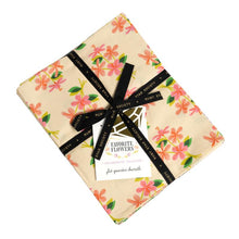 Load image into Gallery viewer, SD - Favorite Flowers Fat Quarter Bundle