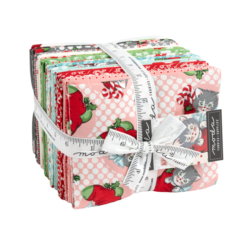 Kitty Christmas Fat Quarter Bundle