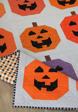 Load image into Gallery viewer, Jack-O-Lanterns
