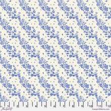 Load image into Gallery viewer, Pastoral Symphony - Garlands - Sky - 1/2yd
