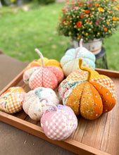 Load image into Gallery viewer, Fabric Pumpkins Pattern
