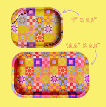 Load image into Gallery viewer, Small Patchwork Quilt Tray
