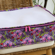 Load image into Gallery viewer, SD - Tula Pink Moonflower #5 Nylon Coil Zipper 3yds and 9 Pulls
