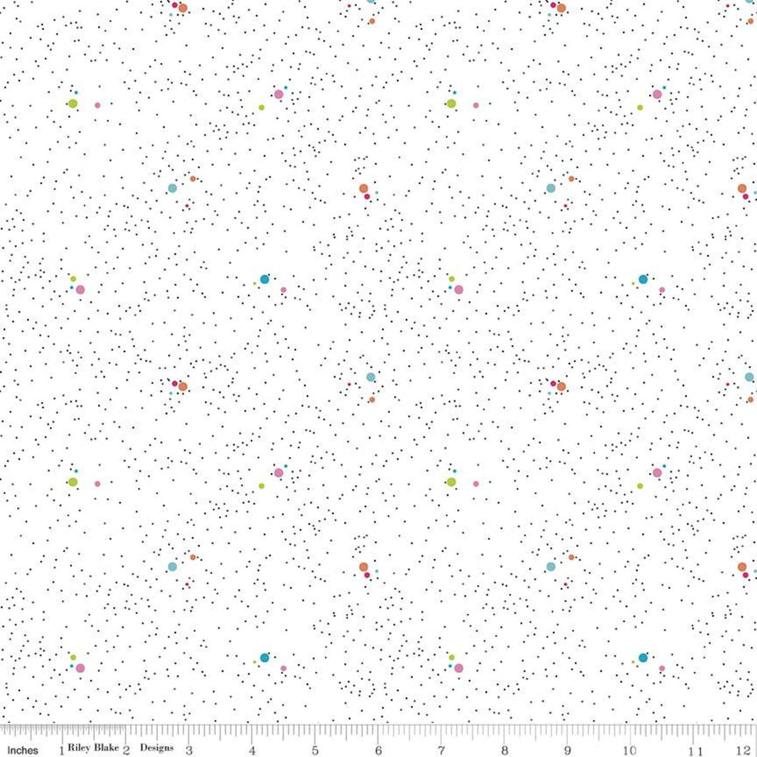 Colour Wall - Dots White (C11592-WHITE)
